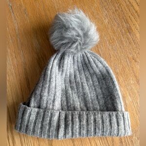 Amicale 100% Cashmere Grey Beanie Hat